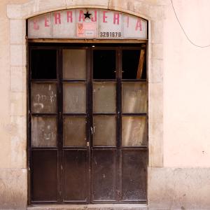 20090405_fran_simo_0014_HSC_0653-Edit_store-front-Store-Fronts.jpg