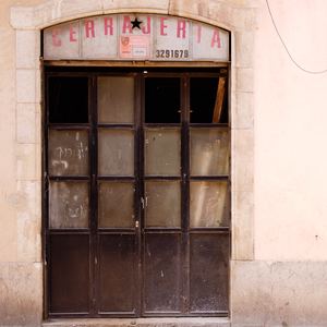 20090405_fran_simo_0014_HSC_0653-Edit_store-front-Store-Fronts.jpg