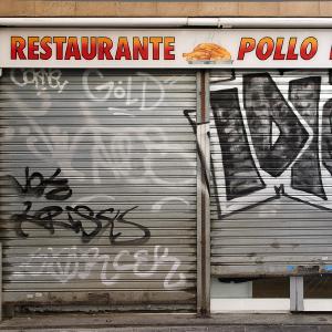 20100516_fran_simo_0025__JSC9685_raval-store-front.jpg