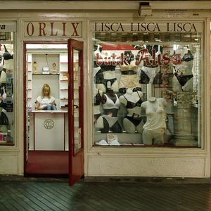 20120918_0010__belgrade-_belgrado-_DXO-_store_front_fran_simo__A001075_DxO.jpg