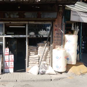20120924_0082__DXO-_estambul-_Istambul-_store_front_fran_simo__A003009_DxO.jpg